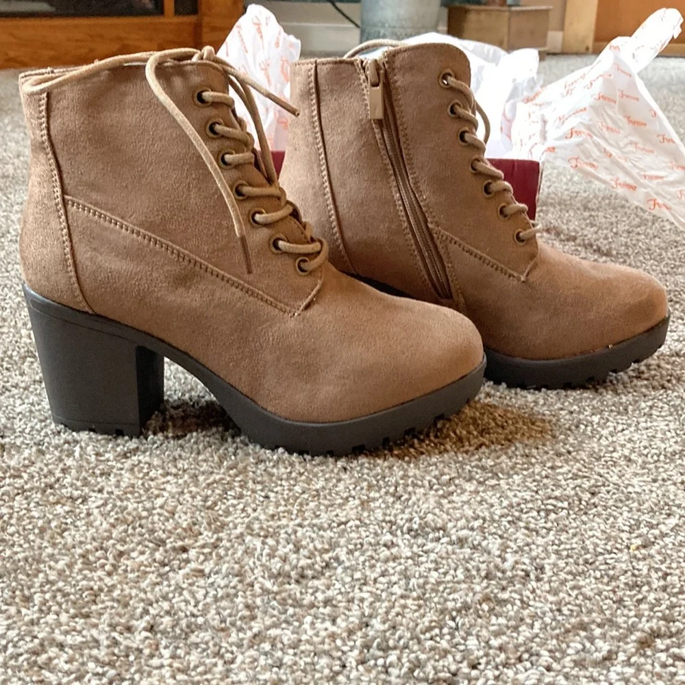 Forever tan suede ankle boots - Picture 4 of 5
